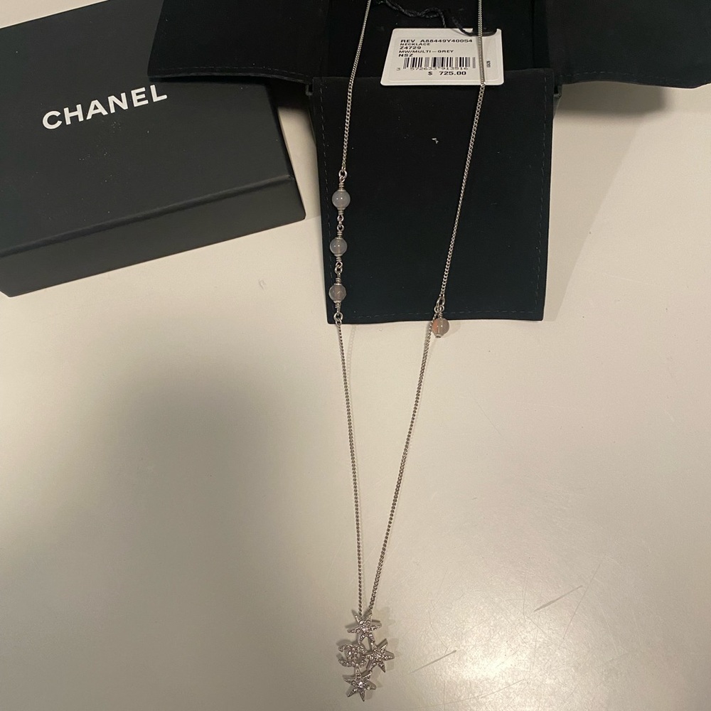 NWT CHANEL STAR Agate Silver Necklace